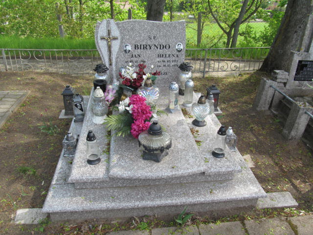 Grób Helena Biryndo