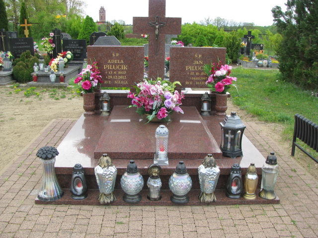 Adela Pilucik 1922 Pieniężno - Grobonet - Wyszukiwarka osób pochowanych